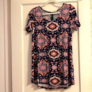 Agnes and Dora Everyday Tee - NWT